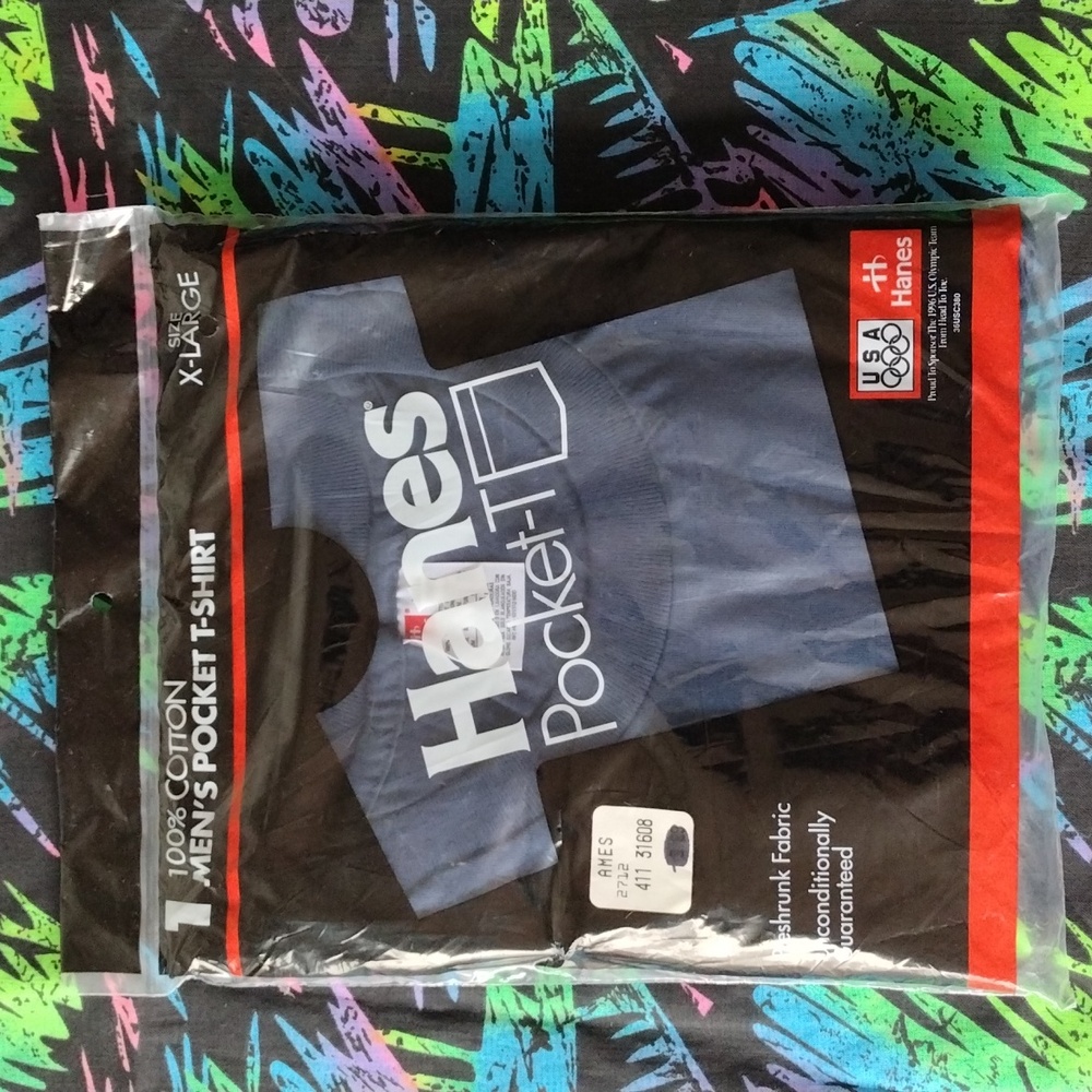 VTG 1996 Hanes Pocket T-Shirt